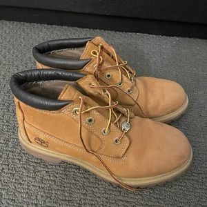 Womens Nellie waterproof chukka boots